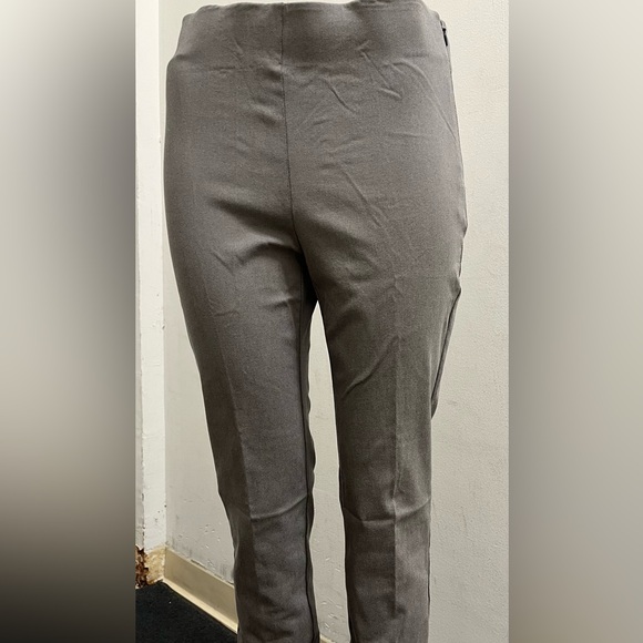 WHBM SLIM ANKLE DRESS PANTS WITH SIDE ZIP, size 4R. - Picture 2 of 6